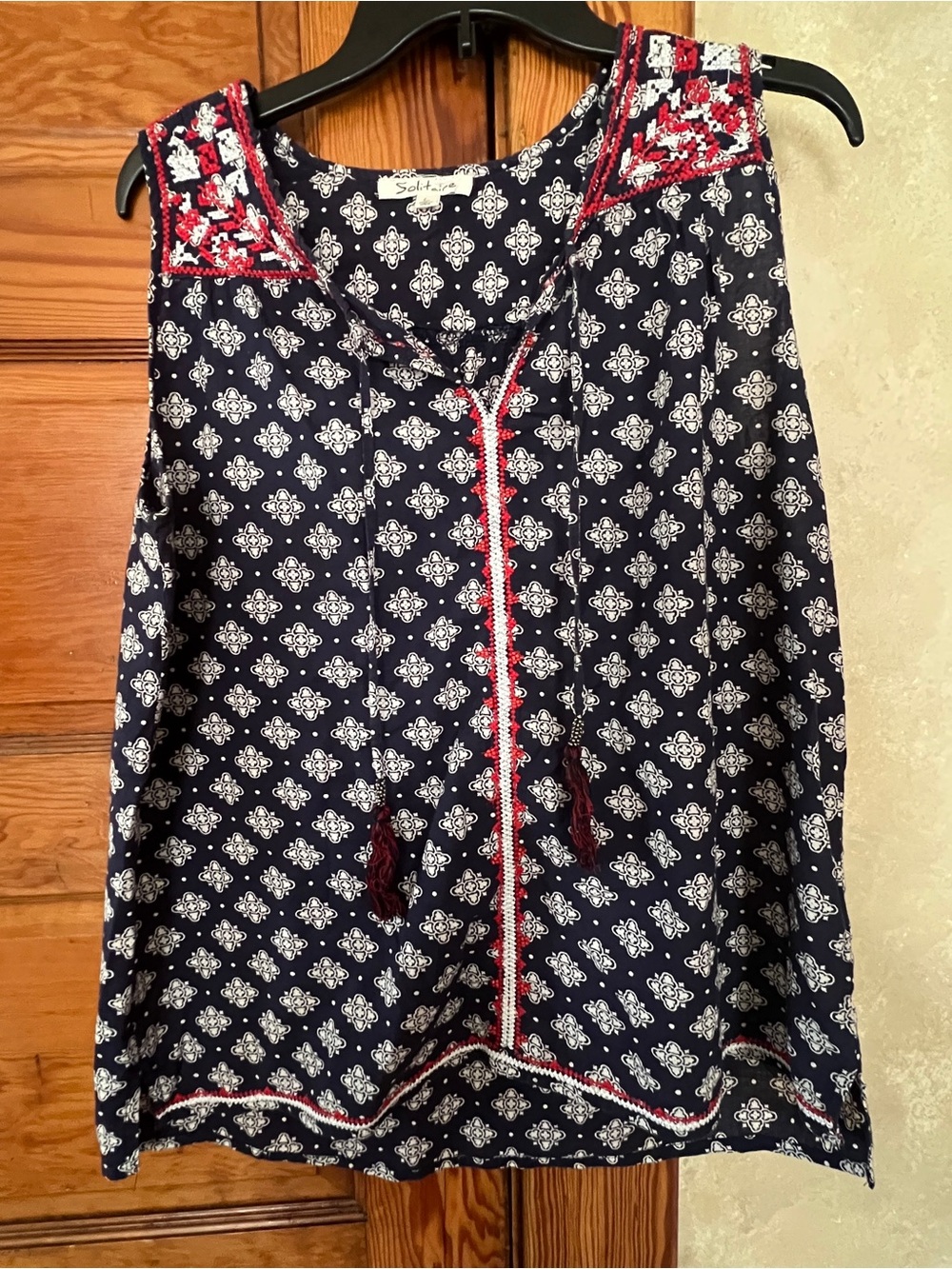 Solitaire Women’s Boho Indie Embroidered Split Neck 100% Cotton Tank Top Size L